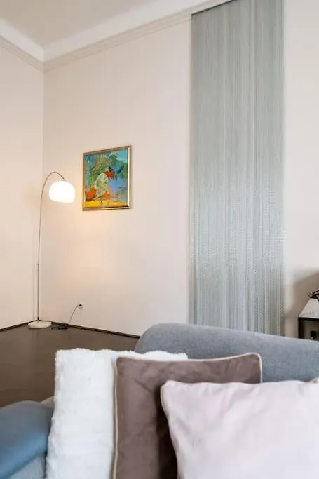Apartment Elegant Opera Residence Budapest
